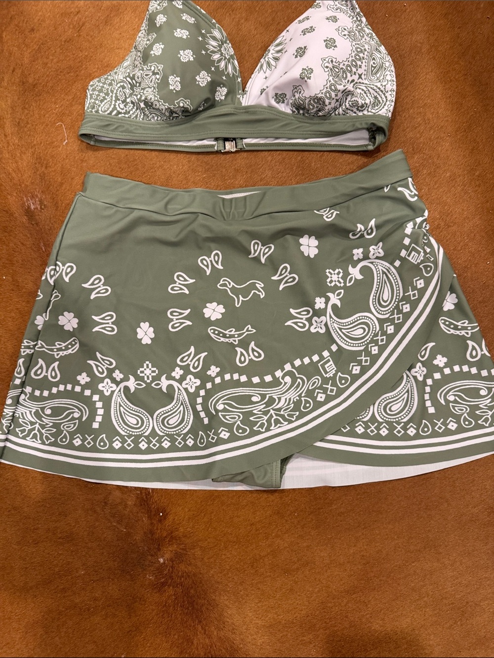Modlily 2 piece - Picture 3 of 4